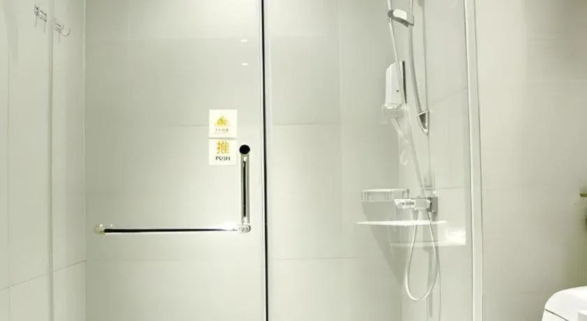 JTOUR Inn Yizhou Hechi College Pedestrian Street