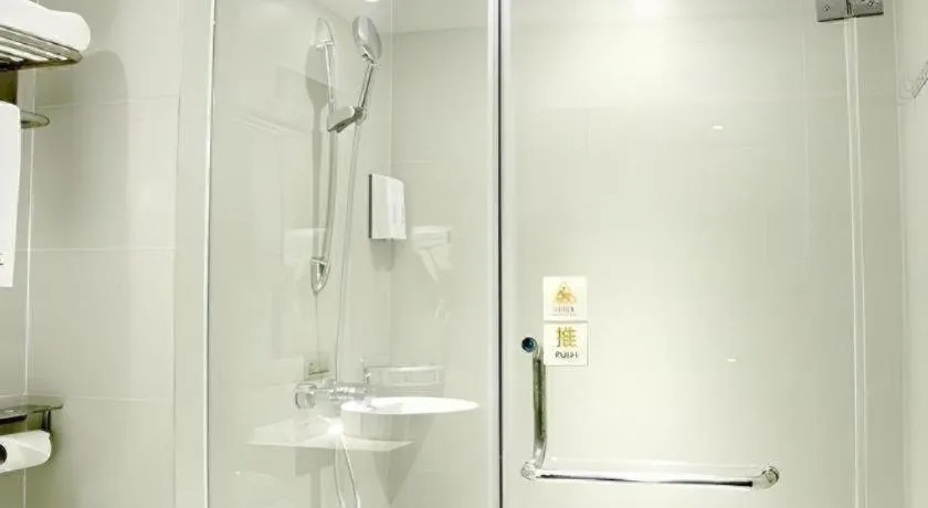 JTOUR Inn Yizhou Hechi College Pedestrian Street