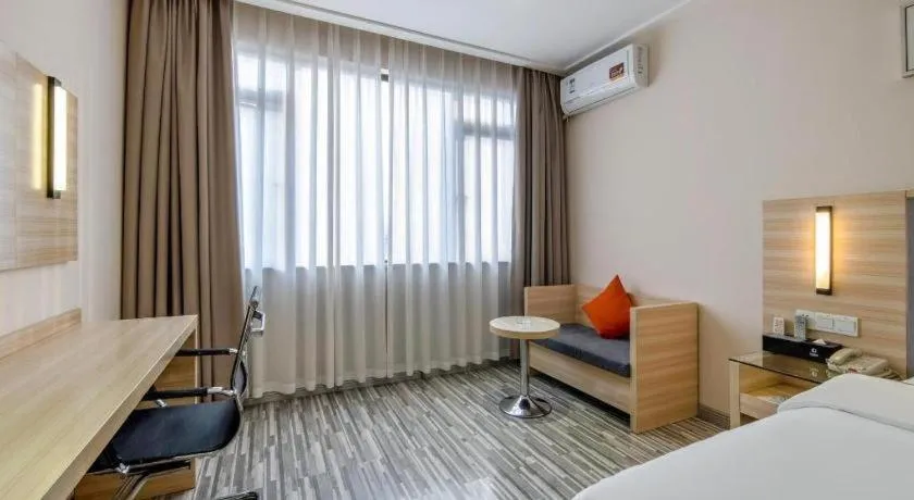 Bed in JTOUR Inn Yizhou Hechi College Pedestrian Street