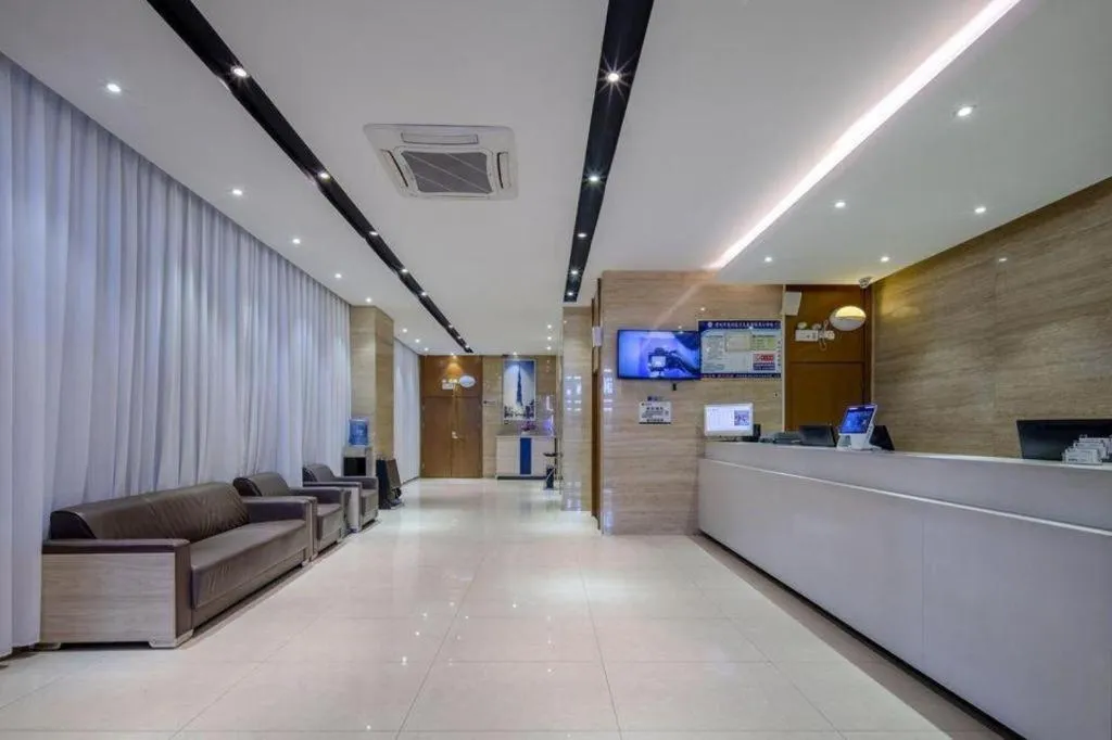 JTOUR Inn Yizhou Hechi College Pedestrian Street