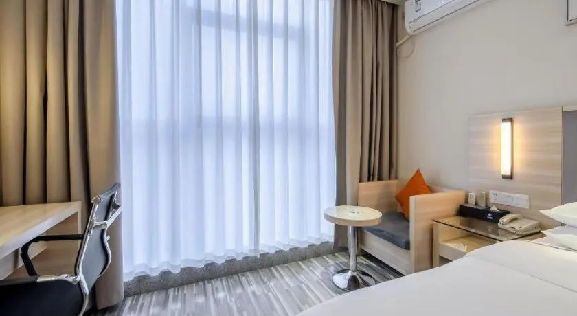 Bed in JTOUR Inn Yizhou Hechi College Pedestrian Street
