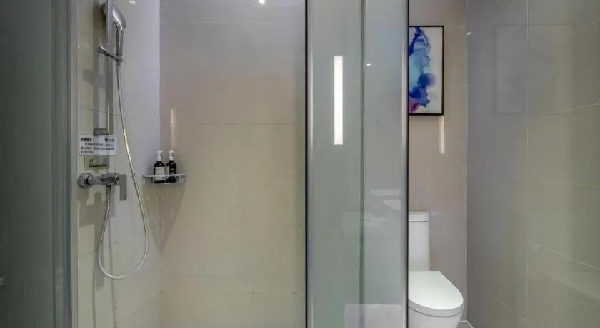 JTOUR Inn Yizhou Hechi College Pedestrian Street