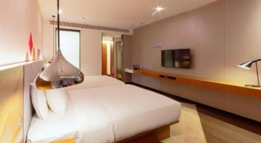 Bed in Borrman Hotel Zhanjiang Xuwen Port Terminal