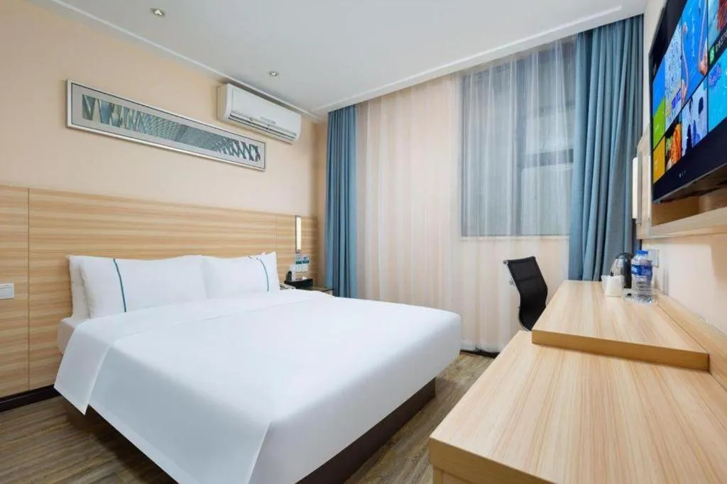 Bed in City Comfort Inn Wuhan Zhongnan Road Fujiaopo