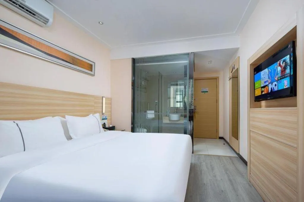 Bed in City Comfort Inn Wuhan Zhongnan Road Fujiaopo