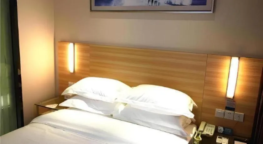 Bed in City Comfort Inn Wuhan Zhongnan Road Fujiaopo