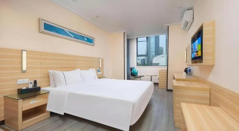Bed in City Comfort Inn Wuhan Zhongnan Road Fujiaopo