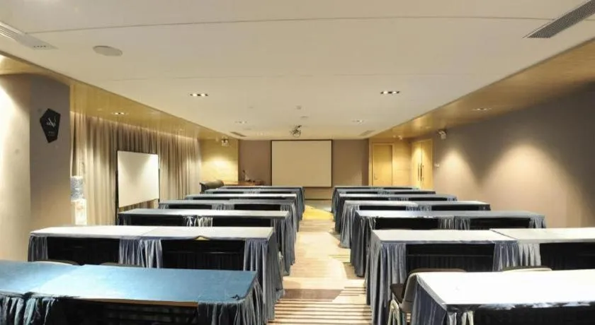 Echarm Hotel Nanning Qingxiu Mountain