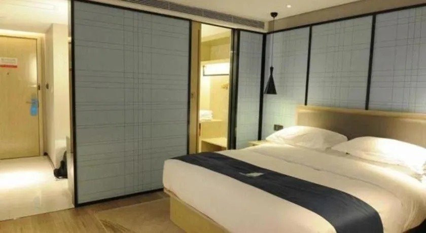 Bed in Echarm Hotel Nanning Qingxiu Mountain