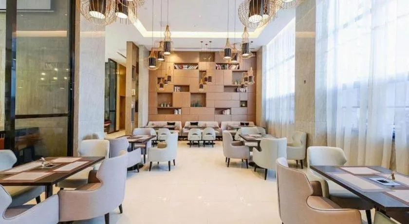 Echarm Hotel Nanning Qingxiu Mountain