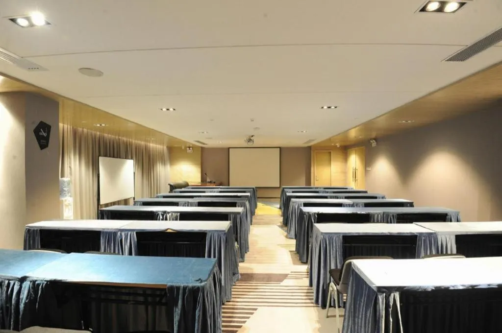 Echarm Hotel Nanning Qingxiu Mountain