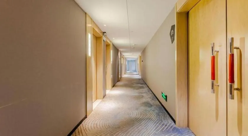 Echarm Hotel Nanning Qingxiu Mountain