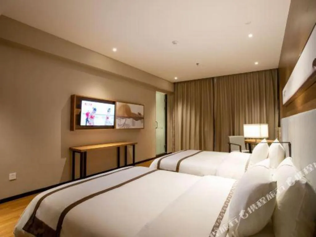 Bed in JTOUR Inn Yulin Railway Station Industrial Products Market