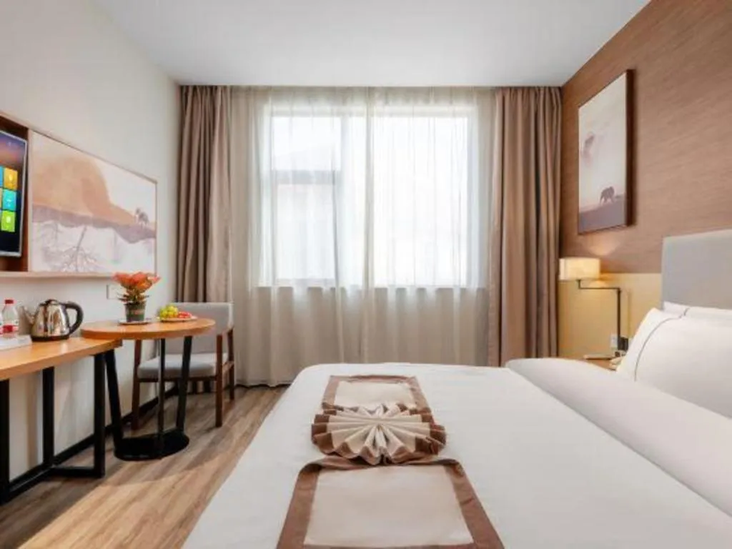 Bed in JTOUR Inn Yulin Railway Station Industrial Products Market