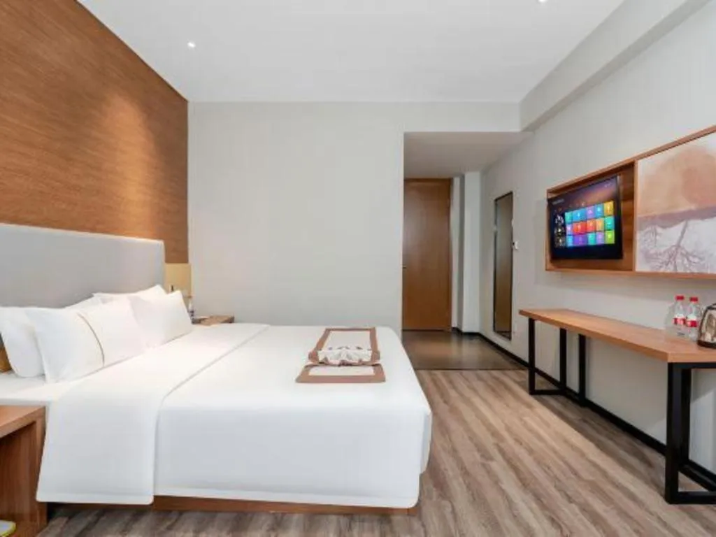 Bed in JTOUR Inn Yulin Railway Station Industrial Products Market