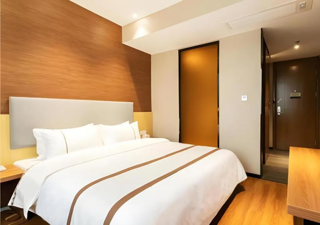 Bed in JTOUR Inn Yulin Railway Station Industrial Products Market