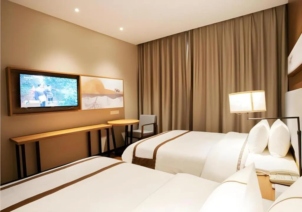 Bed in JTOUR Inn Yulin Railway Station Industrial Products Market