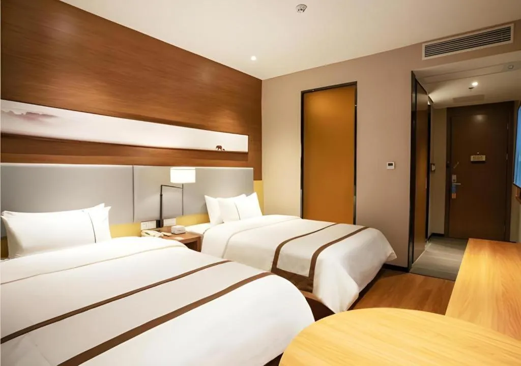 Bed in JTOUR Inn Yulin Railway Station Industrial Products Market