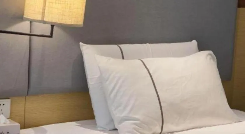 Bed in JTOUR Inn Yulin Railway Station Industrial Products Market