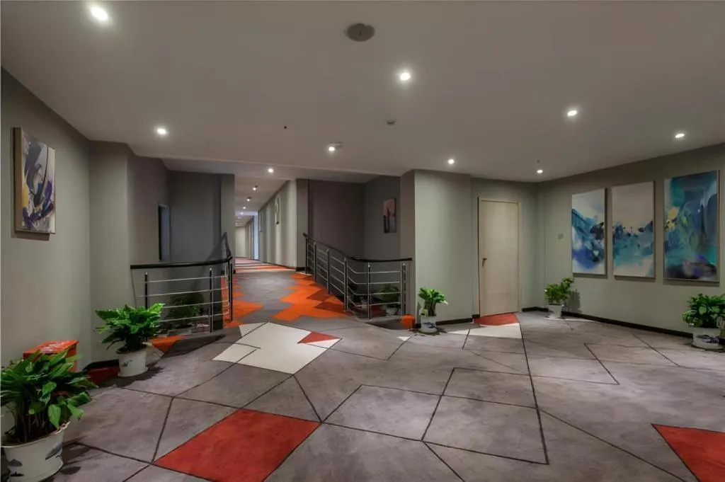 Borrman Hotel Wuhan Yangluo Metro Station Shenshuigang