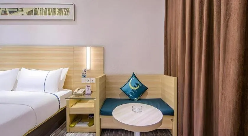 Bed in City Comfort Inn Wuhan University Guangbutun Metro Station