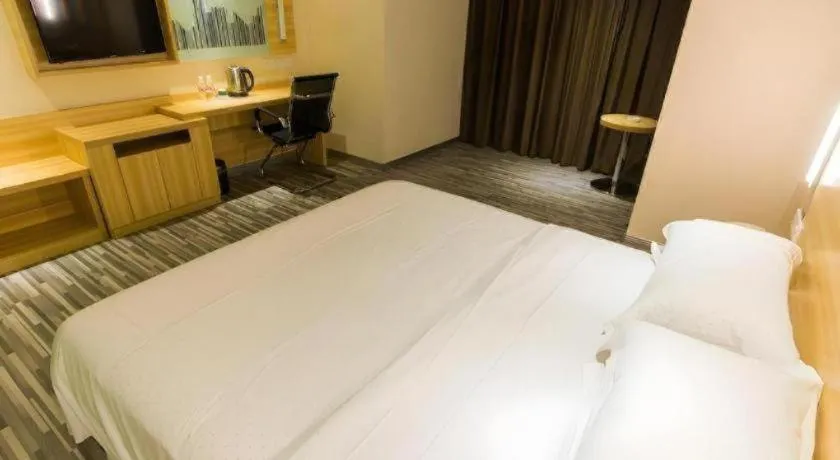 Bed in City Comfort Inn Wuhan University Guangbutun Metro Station