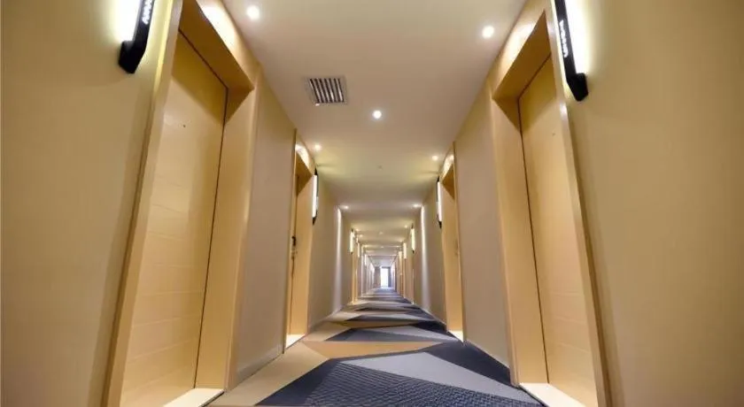 Bed in City Comfort Inn Wuhan University Guangbutun Metro Station