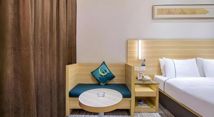 Bed in City Comfort Inn Wuhan University Guangbutun Metro Station