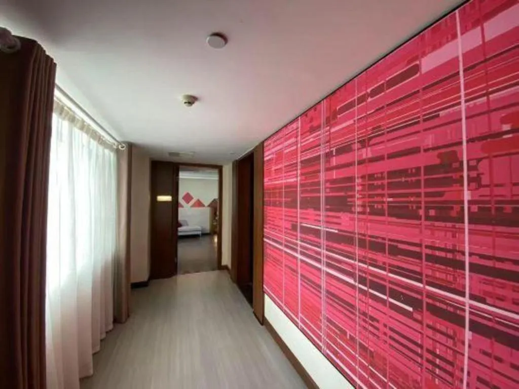 Borrman Hotel Zhongxiang Railway Station Mochou Village