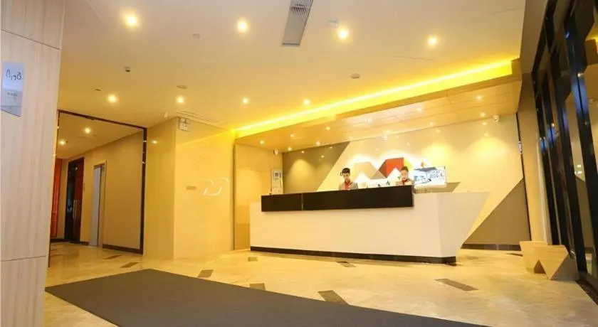 Borrman Hotel Zhongxiang Railway Station Mochou Village