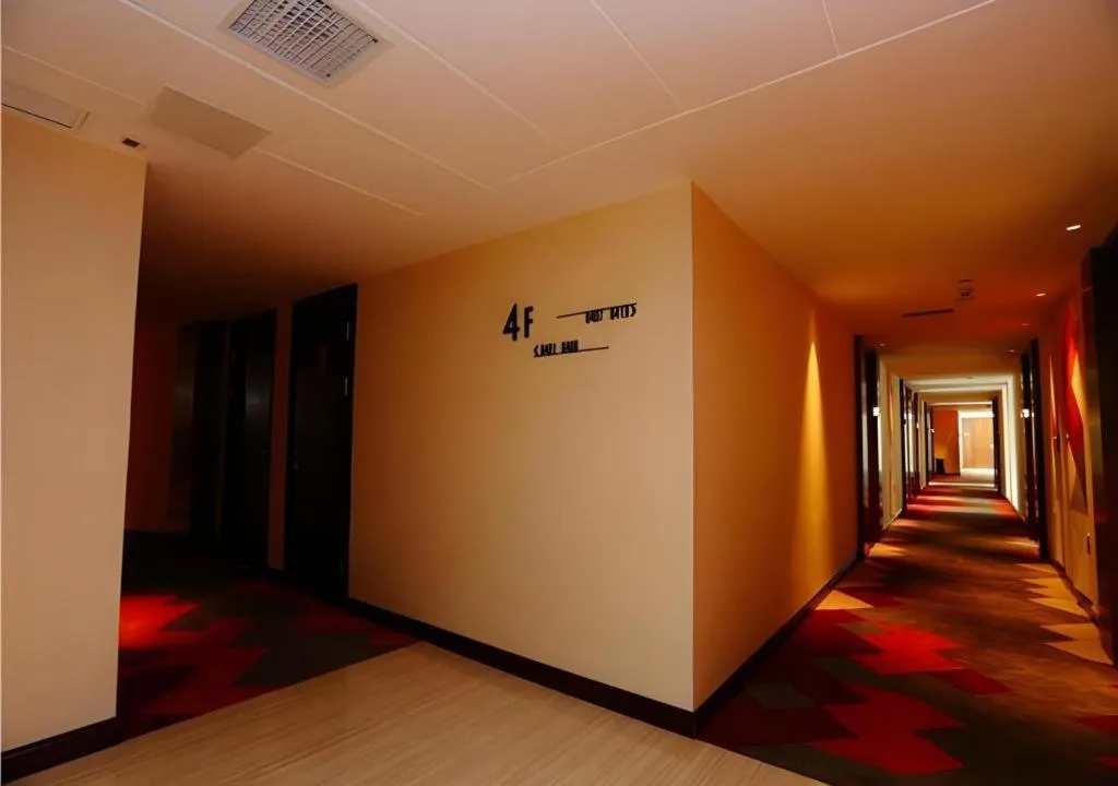 Borrman Hotel Zhongxiang Railway Station Mochou Village