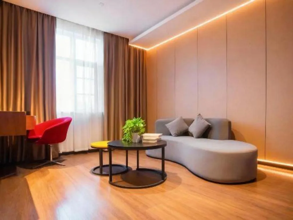 Borrman Hotel Zhongxiang Railway Station Mochou Village