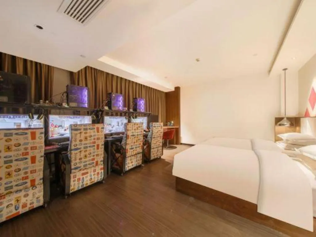 Bed in Borrman Hotel Zhongxiang Railway Station Mochou Village