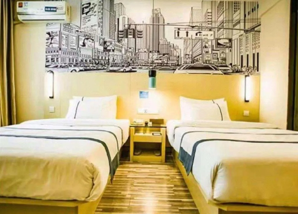 Bed in City Comfort Inn Guangzhou Liwan Zengjiao Jushu Metro Station