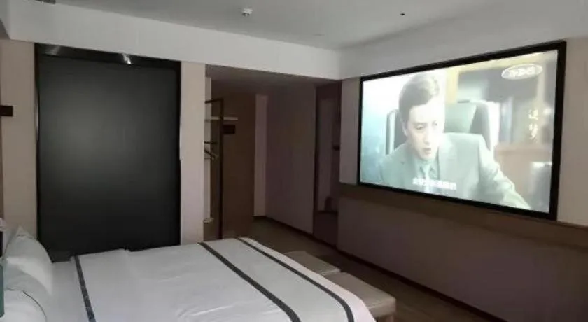 Bed in City Comfort Inn Guangzhou Liwan Zengjiao Jushu Metro Station