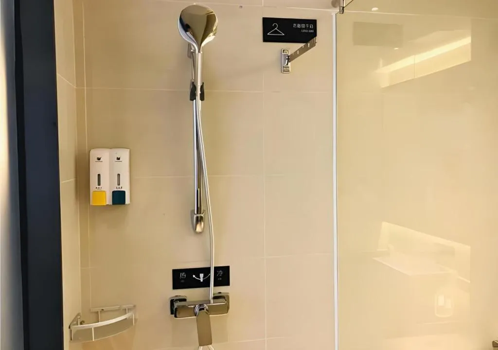 City Comfort Inn Guangzhou Liwan Zengjiao Jushu Metro Station