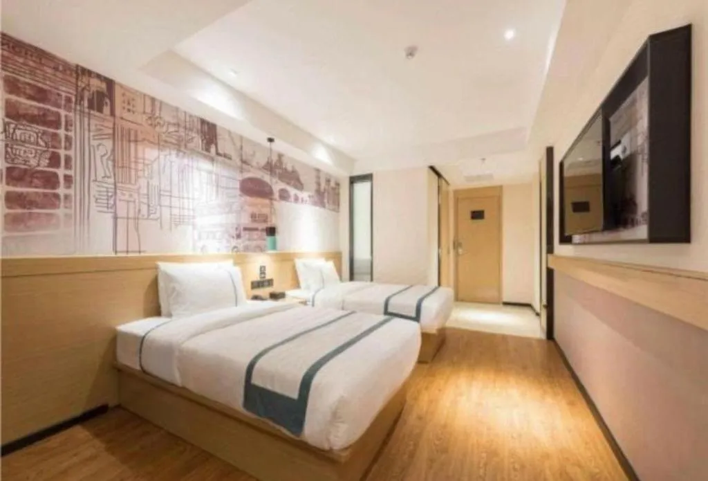 Bed in City Comfort Inn Guangzhou Liwan Zengjiao Jushu Metro Station