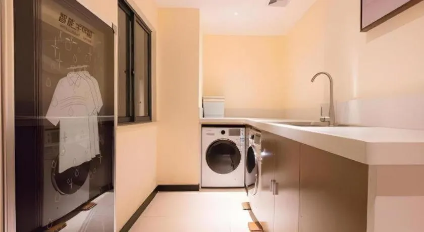 JTOUR Inn Guigang Life Port High-speed Railway Station