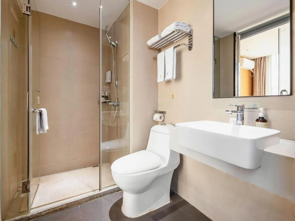 JTOUR Inn Guigang Life Port High-speed Railway Station