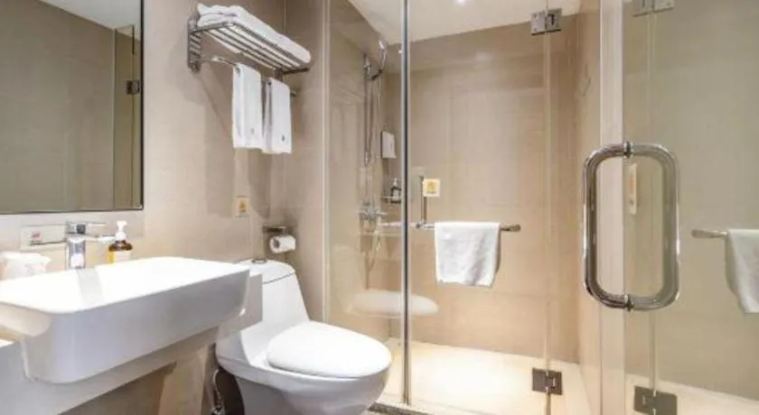 JTOUR Inn Guigang Life Port High-speed Railway Station