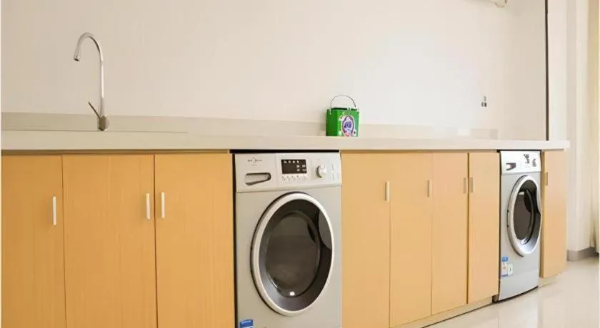 City Comfort Inn Wuhan Wuchang Railway Station East Square