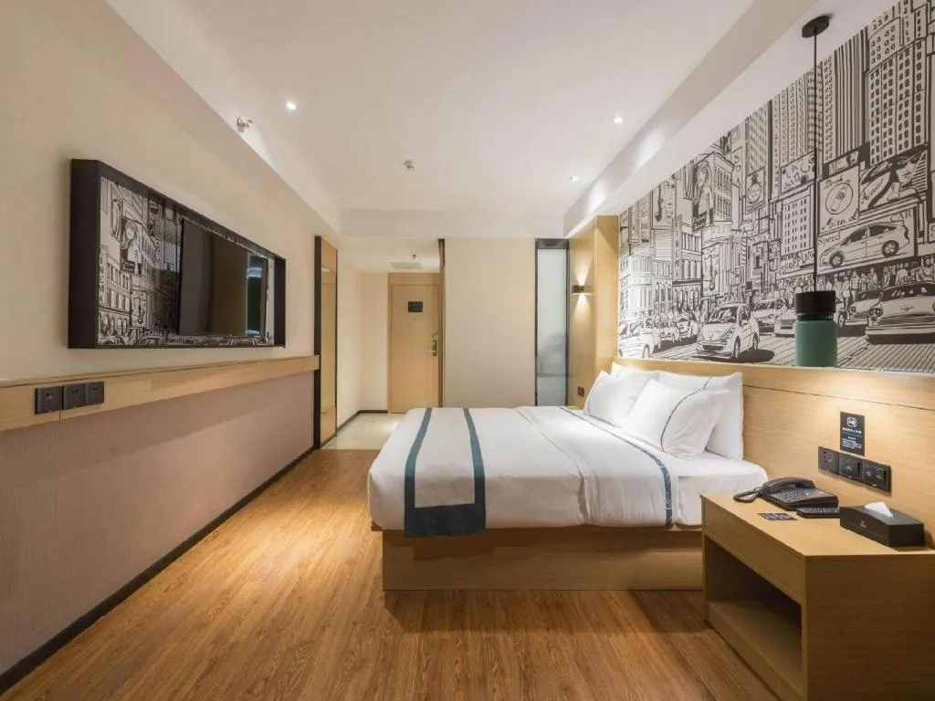 Bed in City Comfort Inn Guangzhou Southern Hospital Tonghe Metro Station