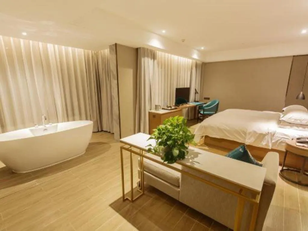 Bed in Borrman Hotel Liuzhou Guizhong Avenue Liugao