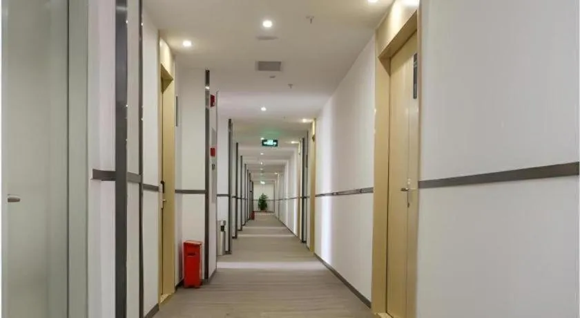 City Comfort Inn Guangzhou Jiahe Wanggang Metro Station Police Academy Changhong