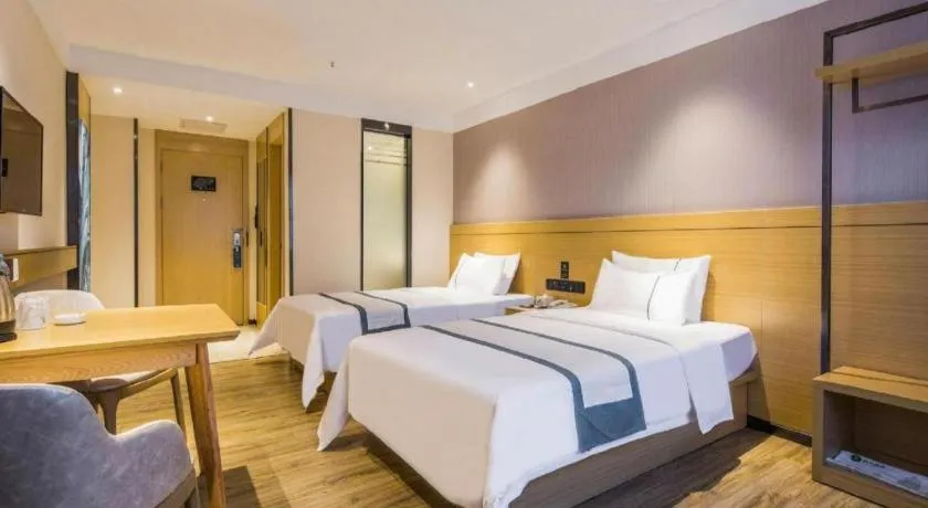 Bed in City Comfort Inn Guangzhou Jiahe Wanggang Metro Station Police Academy Changhong