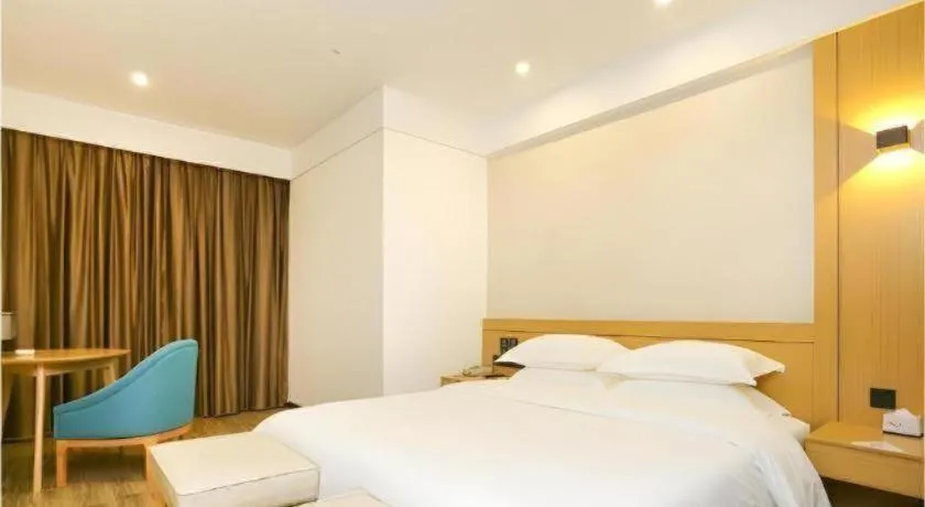 Bed in City Comfort Inn Guangzhou Jiahe Wanggang Metro Station Police Academy Changhong