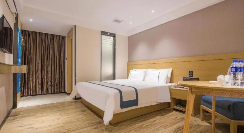 Bed in City Comfort Inn Guangzhou Jiahe Wanggang Metro Station Police Academy Changhong