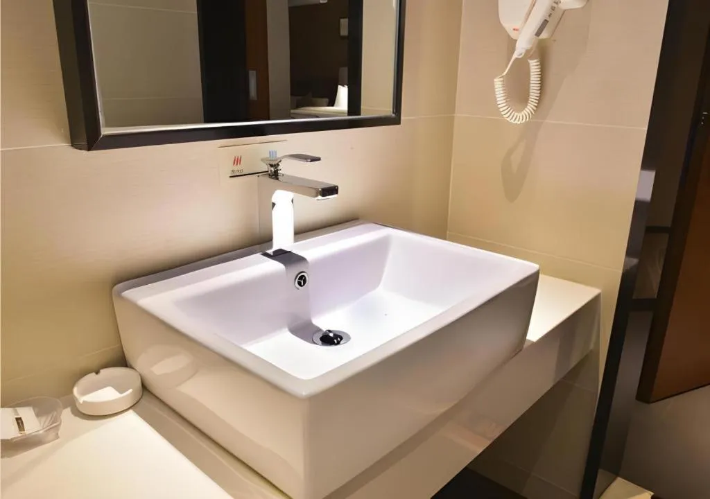 Jtour Inn Xianning Chongyang Taoxi Avenue