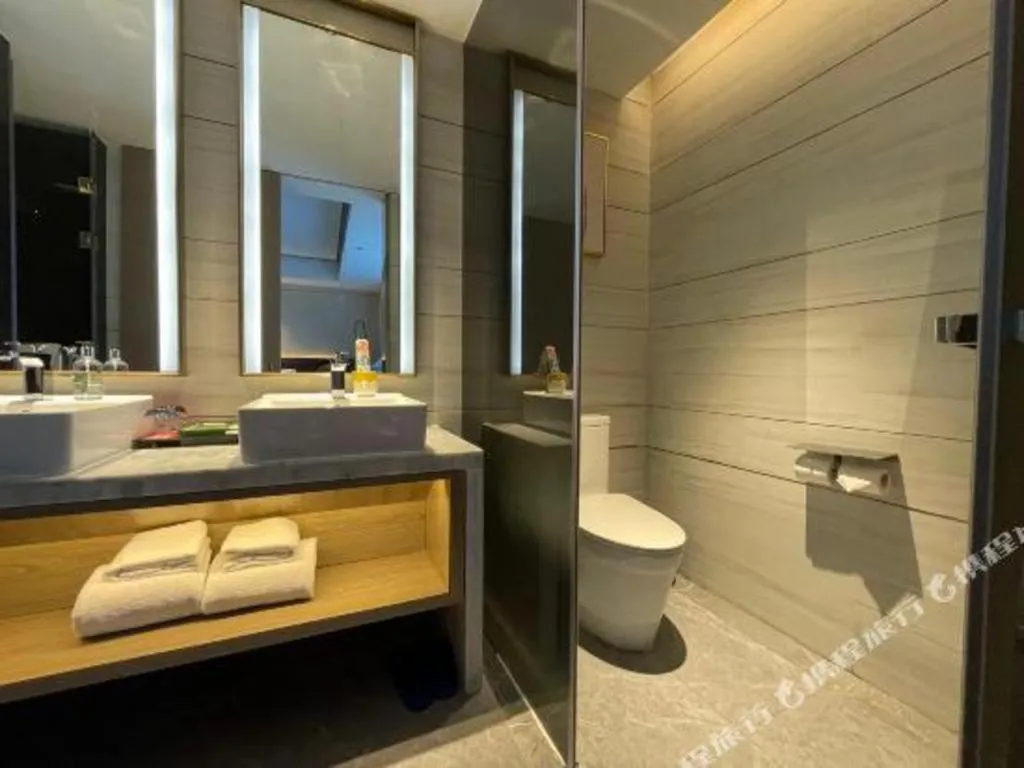 Echarm Plus Hotel Changsha High-speed Railway South Station Desiqin