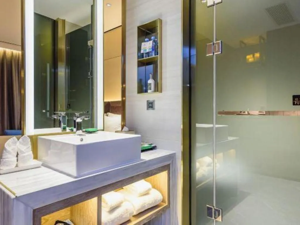 Echarm Plus Hotel Changsha High-speed Railway South Station Desiqin